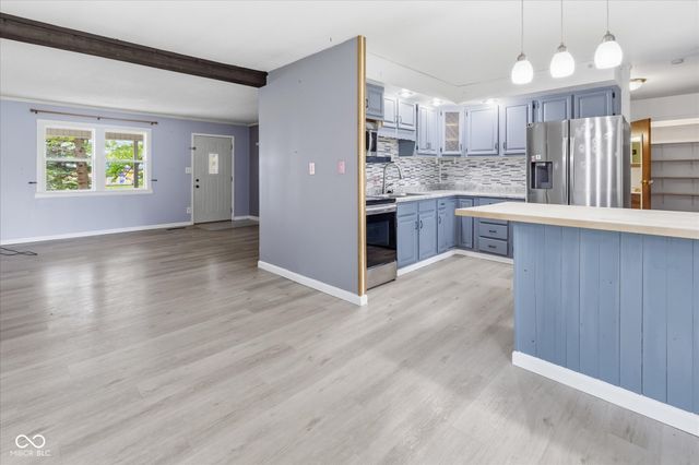 651 N Indiana Street, Mooresville, IN 46158