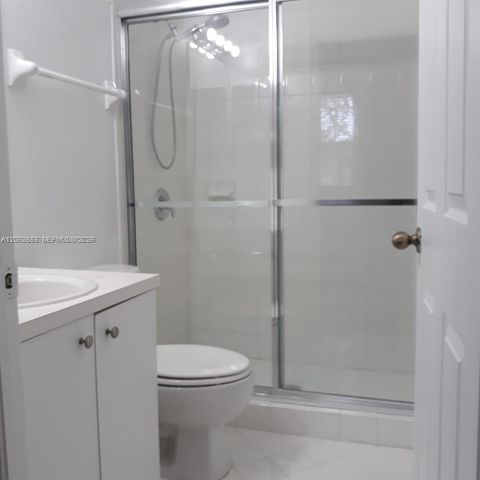 1398 NE 33rd Avenue 10825, Homestead, FL 33033