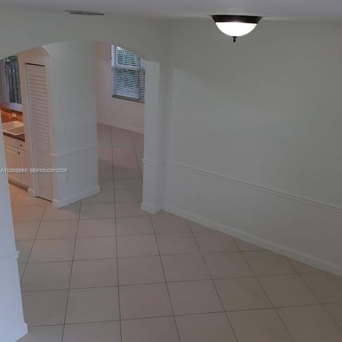 1398 NE 33rd Avenue 10825, Homestead, FL 33033