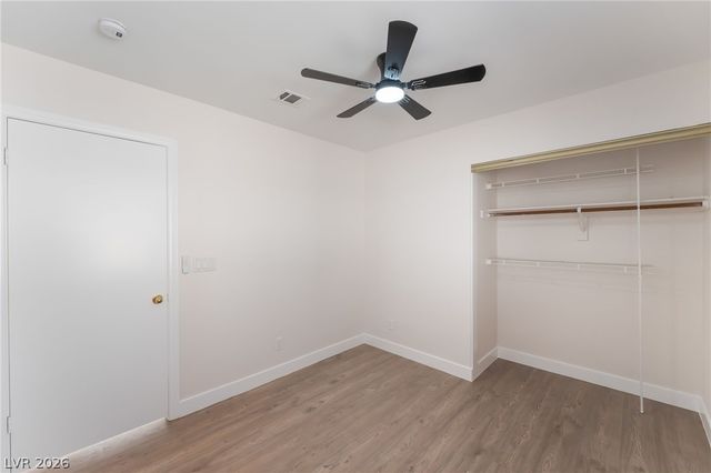 1240 Strike Jumper Court, Las Vegas, NV 89108