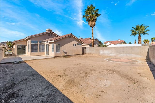 1240 Strike Jumper Court, Las Vegas, NV 89108