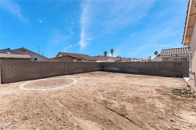 1240 Strike Jumper Court, Las Vegas, NV 89108