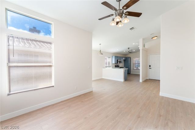 1240 Strike Jumper Court, Las Vegas, NV 89108