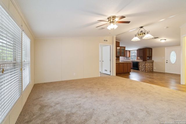 279 Ute, Bandera, TX 78003