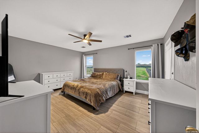 3727 Fm 467, Seguin, TX 78155