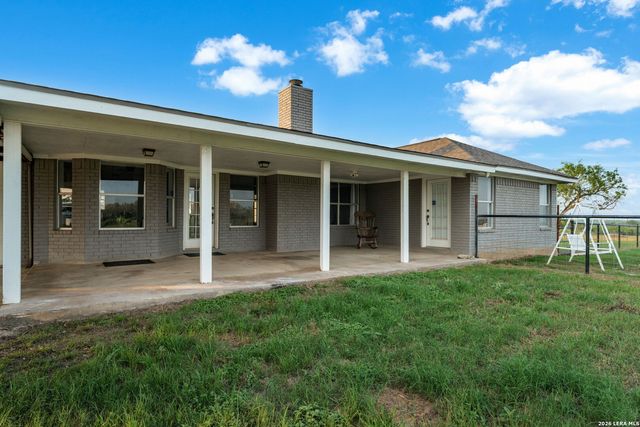 3727 Fm 467, Seguin, TX 78155