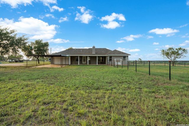 3727 Fm 467, Seguin, TX 78155