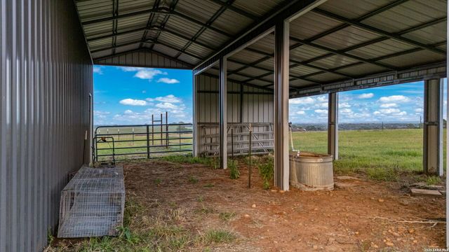 3727 Fm 467, Seguin, TX 78155