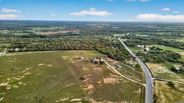 3727 Fm 467, Seguin, TX 78155