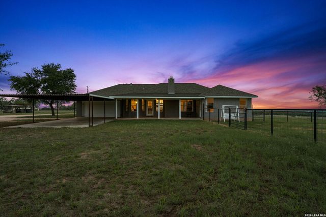 3727 Fm 467, Seguin, TX 78155