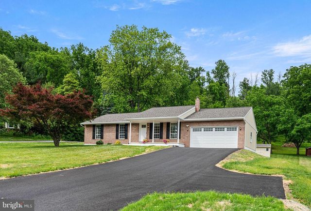 451 TOWNSHIP LINE RD, Bechtelsville, PA 19505
