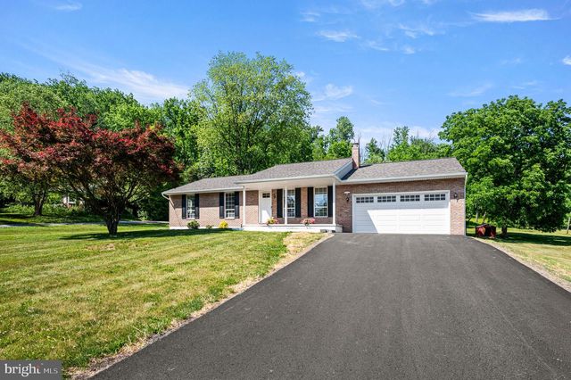 451 TOWNSHIP LINE RD, Bechtelsville, PA 19505