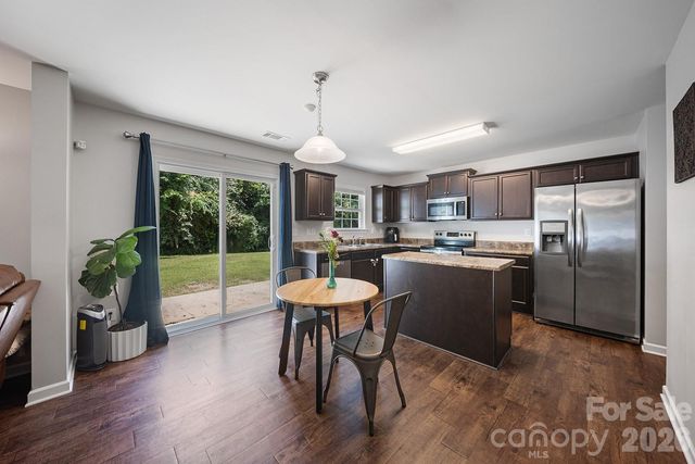 5329 Park Brook Drive, Charlotte, NC 28269