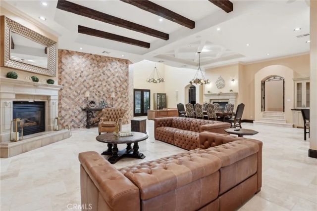 15014 Thunder Valley Road, Bakersfield, CA 93314