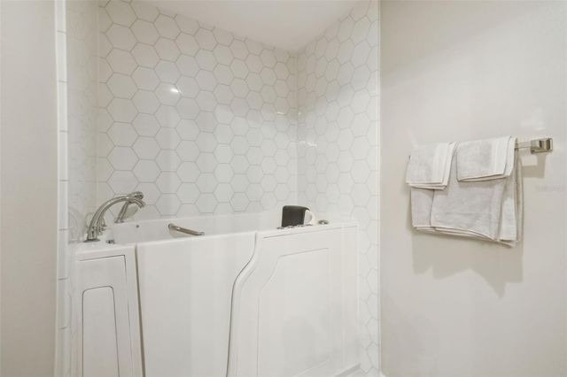 99 BROAD RIVER PLACE 2107, Welaka, FL 32193