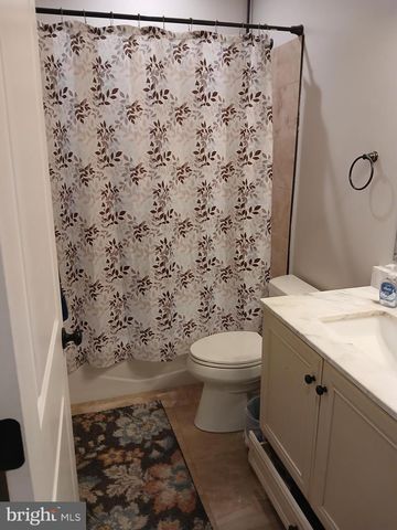 11337 RUSSELL RD, Hillsboro, VA 20132