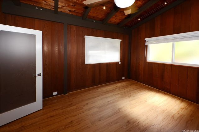2442 10th Avenue, Honolulu, HI 96816