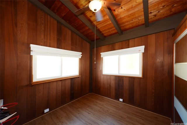 2442 10th Avenue, Honolulu, HI 96816