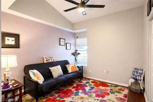 1063 Barnes Court, Calimesa, CA 92320