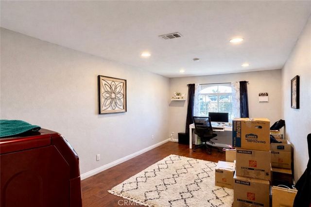 1063 Barnes Court, Calimesa, CA 92320