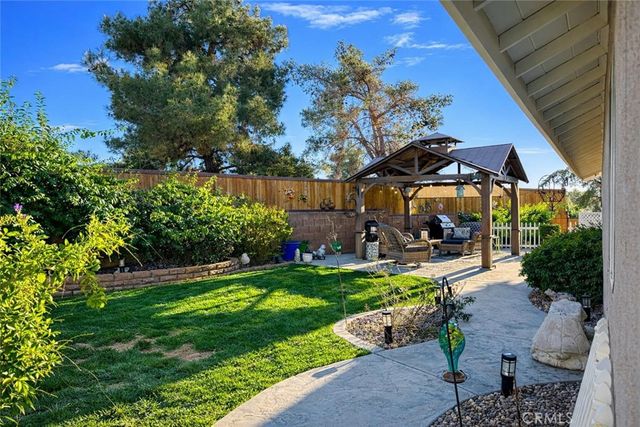 1063 Barnes Court, Calimesa, CA 92320