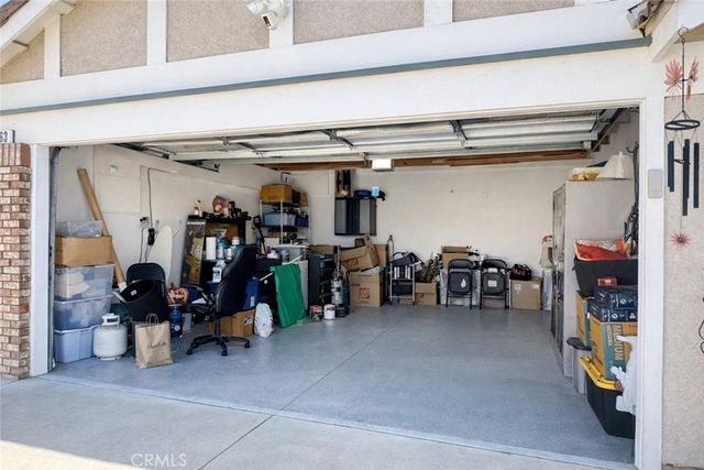 1063 Barnes Court, Calimesa, CA 92320