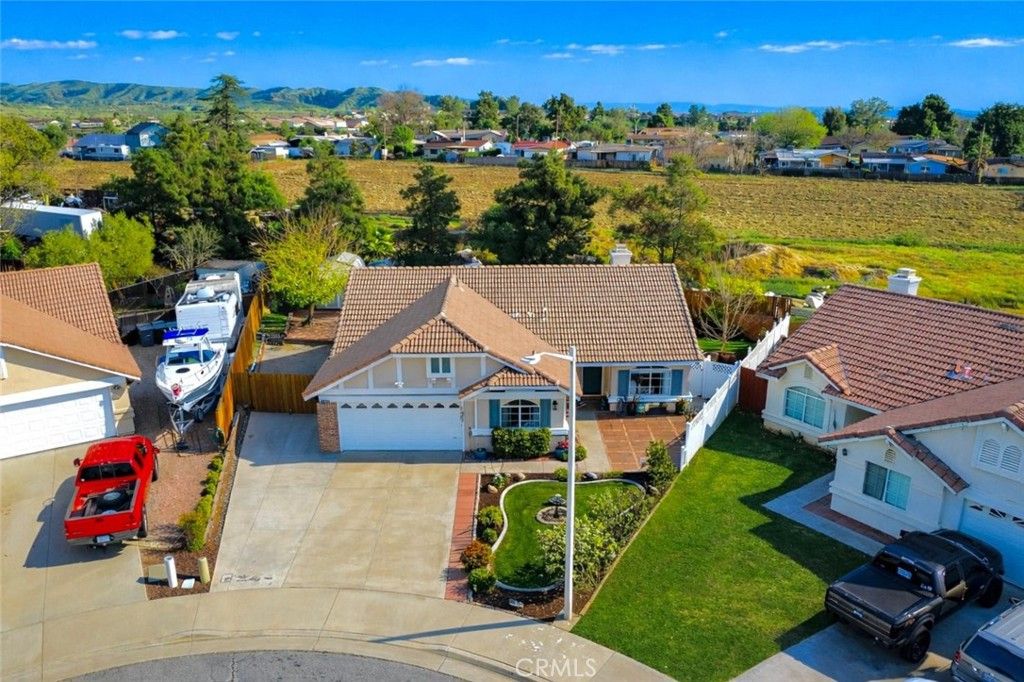 1063 Barnes Court, Calimesa, CA 92320