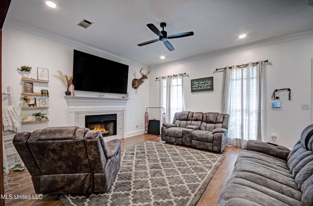 215 Moss Valley Drive, Brandon, MS 39042