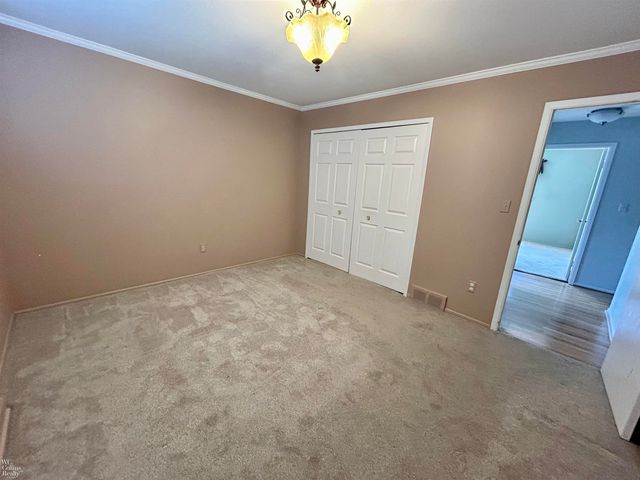 30830 Warner Avenue, Warren, MI 48092