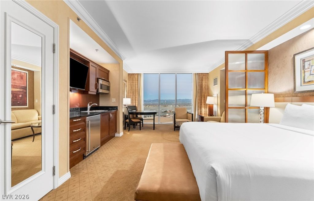 145 East HARMON Avenue 1806, Las Vegas, NV 89109 — exterior