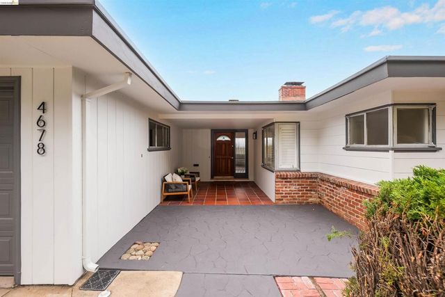 4678 Geranium Pl, Oakland, CA 94619