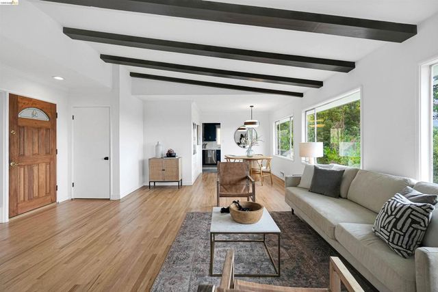 4678 Geranium Pl, Oakland, CA 94619