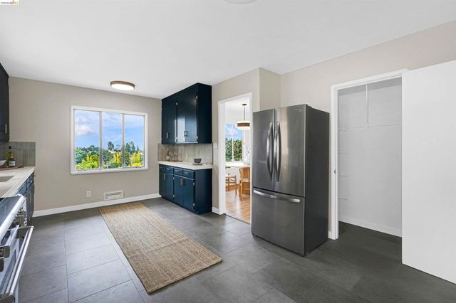 4678 Geranium Pl, Oakland, CA 94619