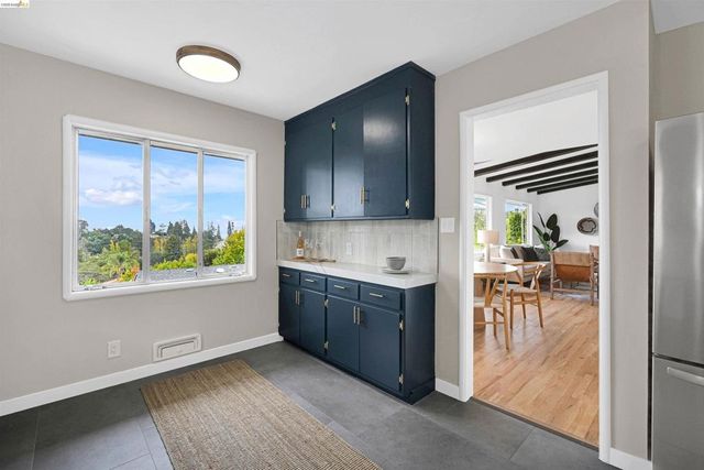 4678 Geranium Pl, Oakland, CA 94619