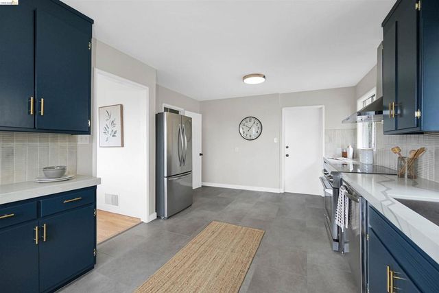 4678 Geranium Pl, Oakland, CA 94619