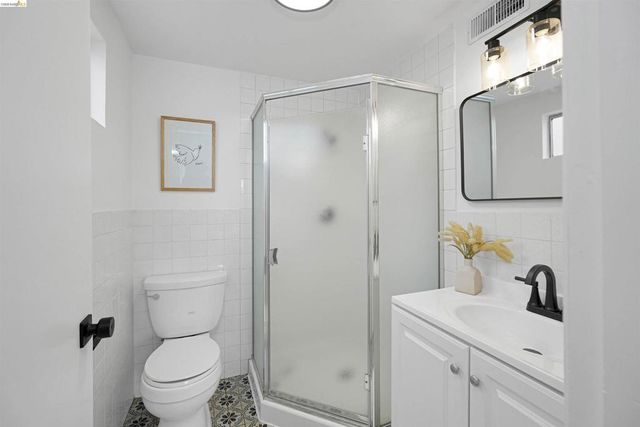 4678 Geranium Pl, Oakland, CA 94619