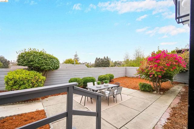4678 Geranium Pl, Oakland, CA 94619
