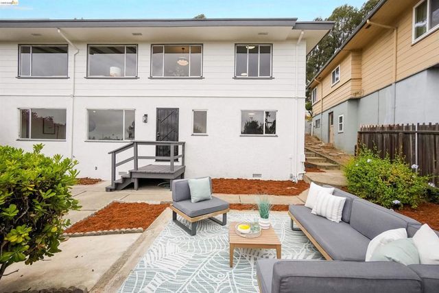4678 Geranium Pl, Oakland, CA 94619