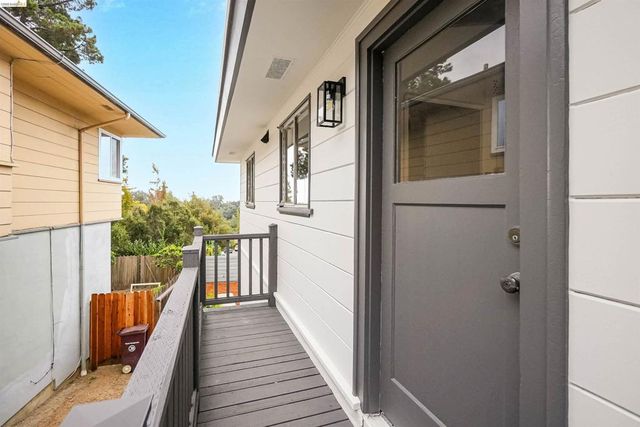 4678 Geranium Pl, Oakland, CA 94619