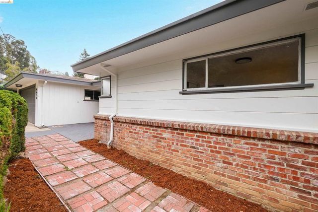 4678 Geranium Pl, Oakland, CA 94619