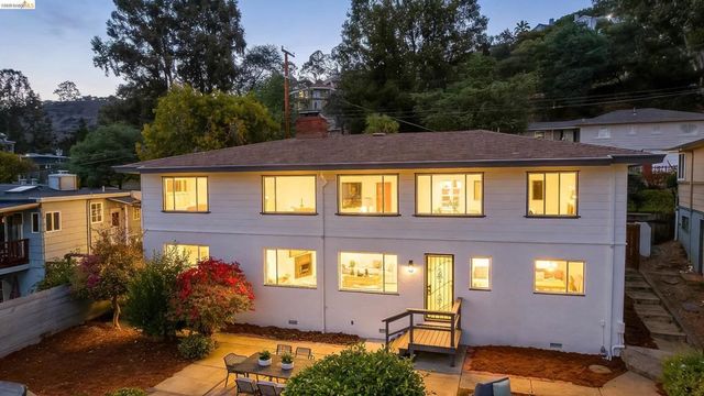 4678 Geranium Pl, Oakland, CA 94619