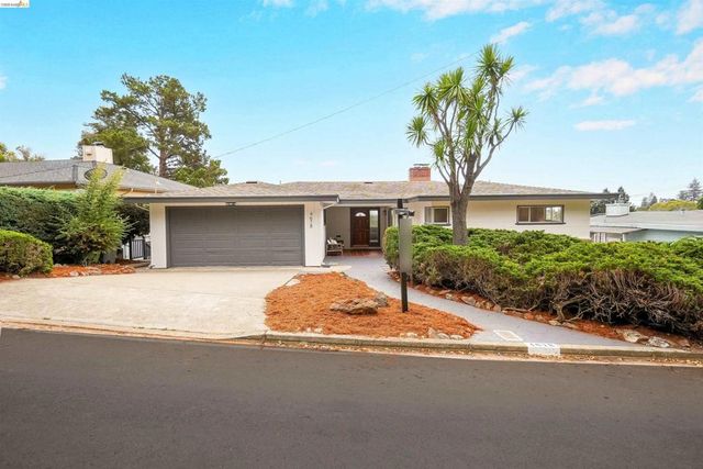 4678 Geranium Pl, Oakland, CA 94619