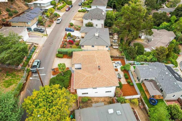 4678 Geranium Pl, Oakland, CA 94619
