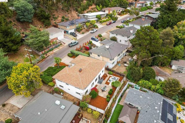 4678 Geranium Pl, Oakland, CA 94619