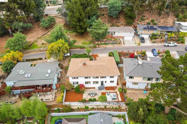 4678 Geranium Pl, Oakland, CA 94619