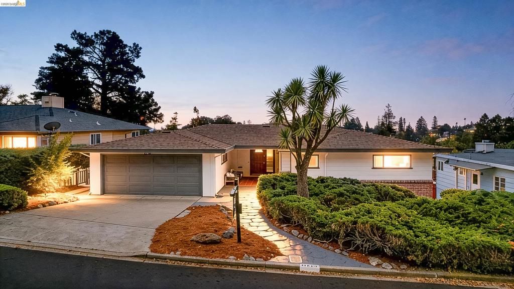 4678 Geranium Pl, Oakland, CA 94619