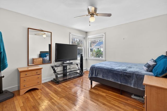 77 Sterling St, Lynn, MA 01905