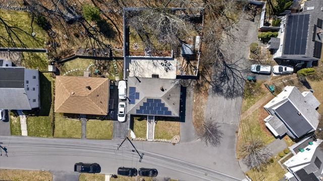 77 Sterling St, Lynn, MA 01905