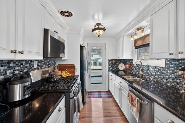 77 Sterling St, Lynn, MA 01905