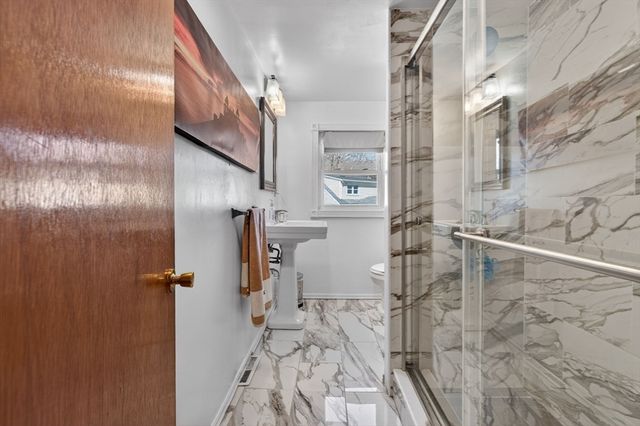 77 Sterling St, Lynn, MA 01905